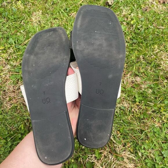 Urban Outfitters Double Strap Square Toe Slide Sandals | 7 - Picture 4 of 4